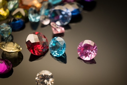 宝石 不思議な力